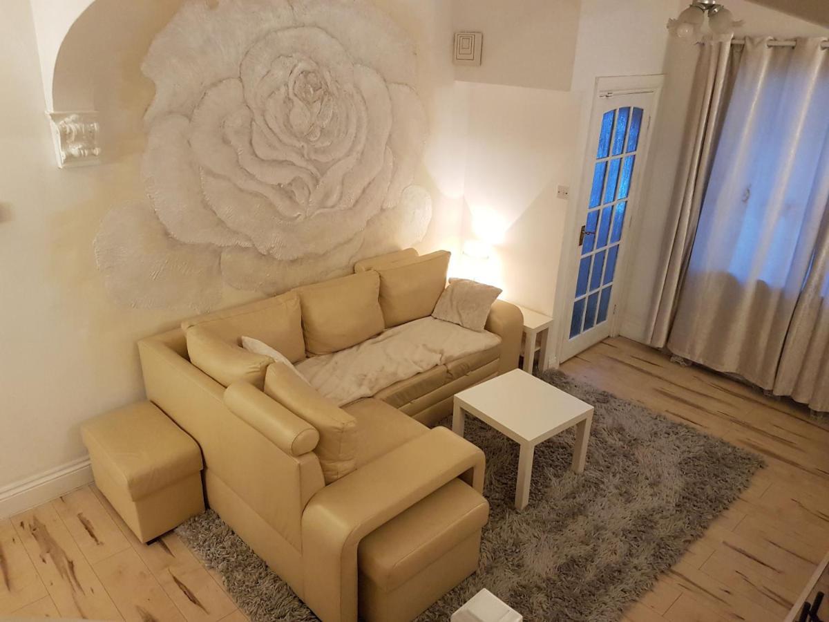 White Rose Cottage เวสตัน-ซูเปอร์-แมร์ ภายนอก รูปภาพ